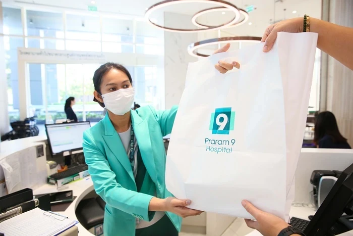 เปลี่ยน "แกลลอนน้ำยาล้างไต" เป็น "ถุงพลาสติกรีไซเคิล" ใช้ในโรงพยาบาล